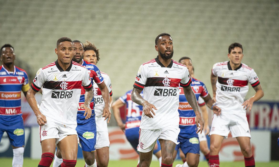 Flamengo fica no empate com Fortaleza e perde chance de colar no SP
