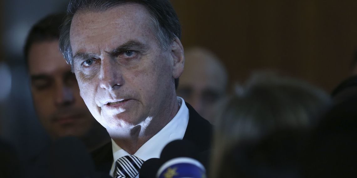 Bolsonaro questiona tortura sofrida por Dilma na ditadura: ‘Traz o raio-x’