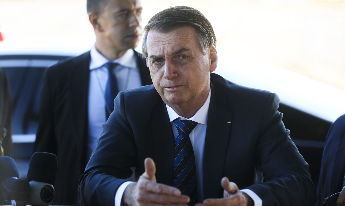 Bolsonaro: Sem voto impresso em 2022, Brasil terá problema pior que EUA