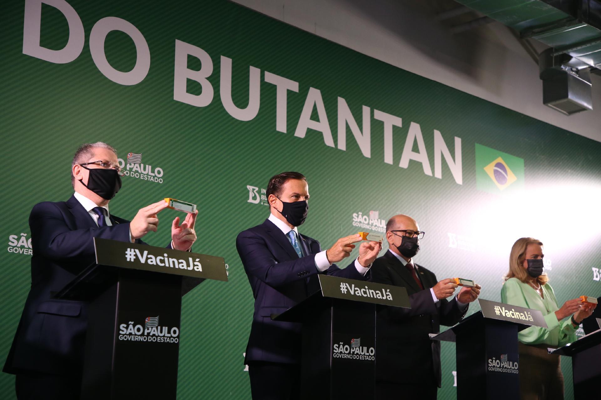 Dados da eficácia global da CoronaVac no Brasil serão apresentados amanhã