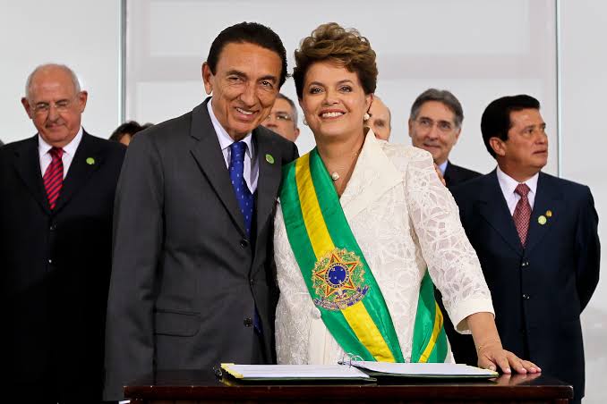 Lava Jato apreende 100 obras de arte com filhos de ex-ministro de Dilma