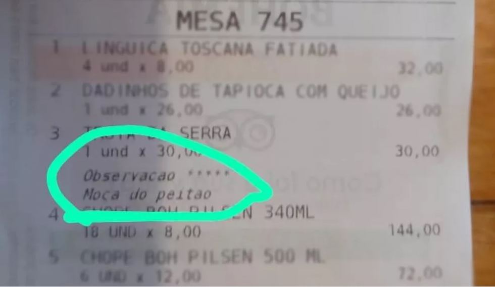 Mulher recebe comanda com comentário inadequado sobre o "peito" dela