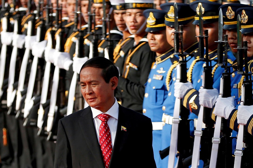 Militares tomam o poder em país asiático; presidente é preso