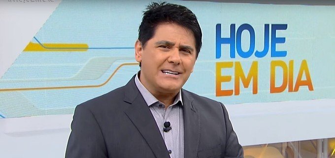 Jornalista testa positivo para covid-19 e anuncia afastamento da TV