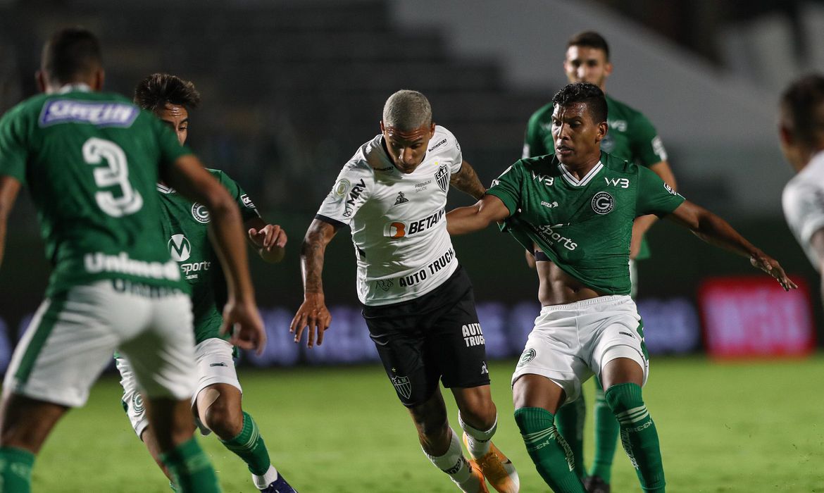 Atlético Mineiro perde para Goiás e vê mais distante sonho do título