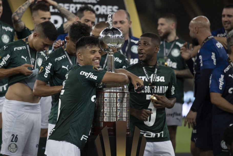'Vivendo um sonho', Gabriel Menino projeta estreia do Palmeiras no Mundial