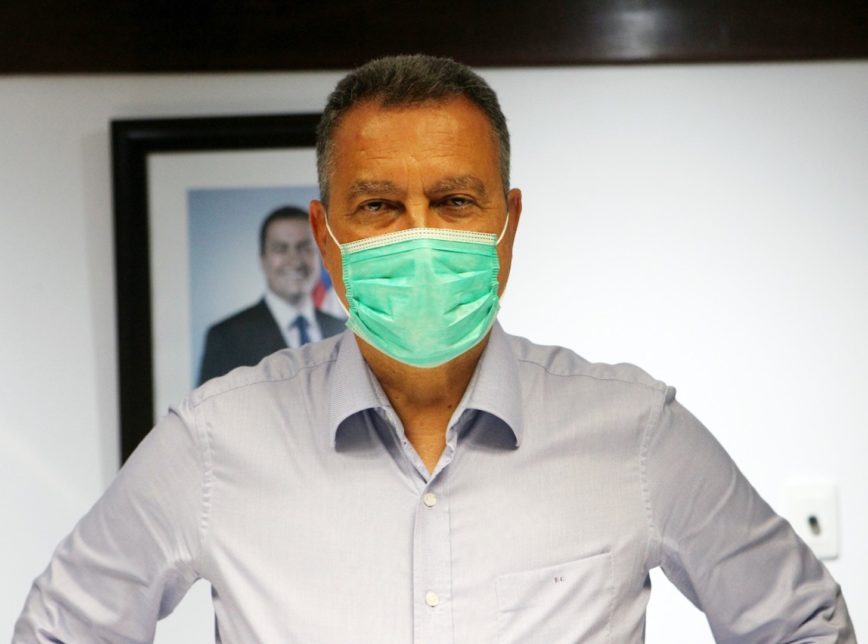 Governador petista amplia horário do toque de recolher na Bahia