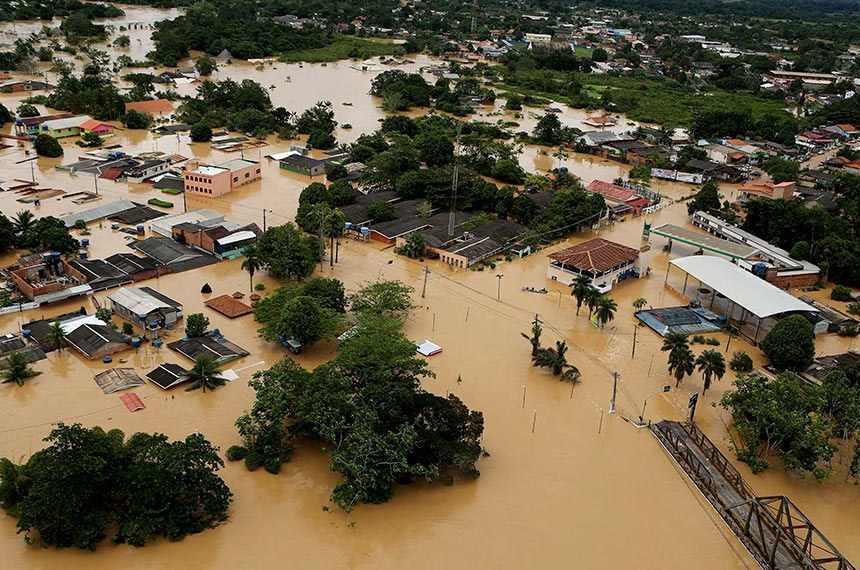 Governo libera R$ 450 mi para combater estragos de fortes chuvas pelo país