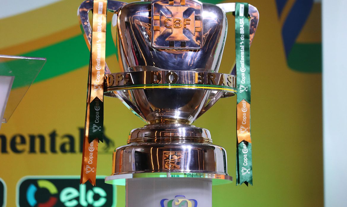 Grêmio e Palmeiras começam a decidir Copa do Brasil em Porto Alegre