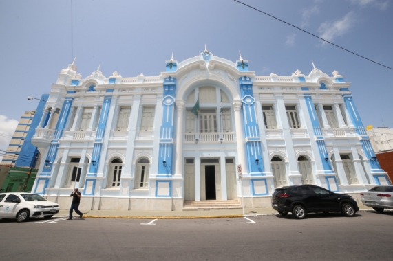 Covid: Secretarias municipais de Natal restringem atendimento ao público