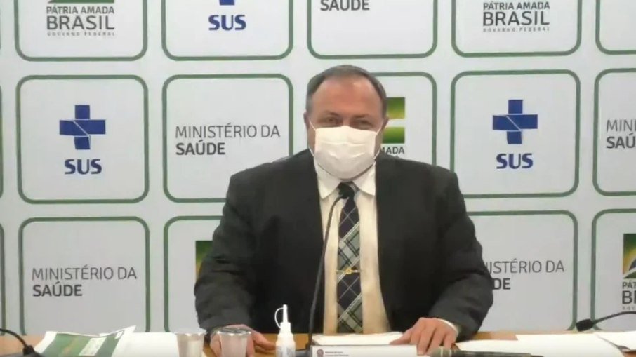 Pazuello confirma que deve deixar ministério: ‘Bolsonaro está avaliando nomes’