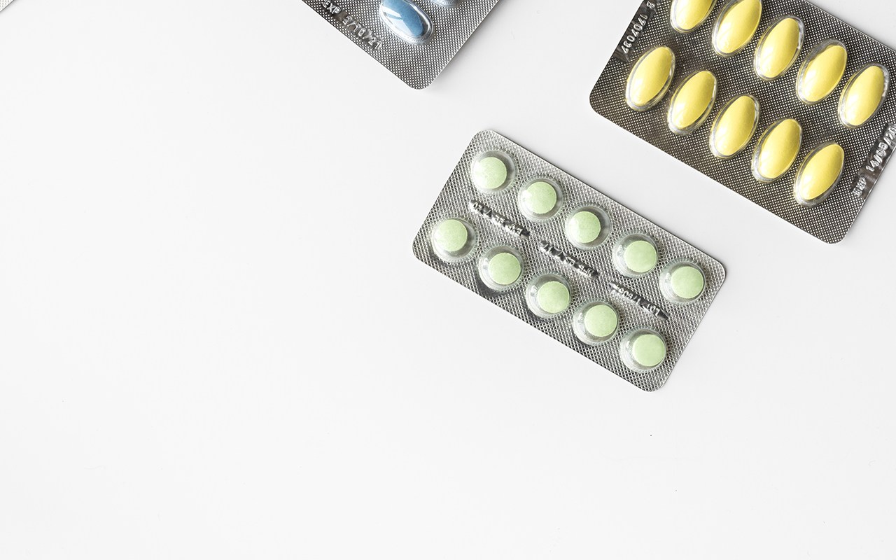 Estoque de medicamentos para intubação deve acabar em 20 dias no país