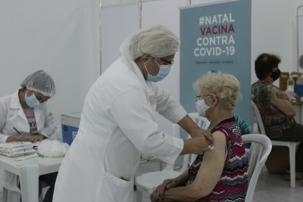 Ministério da Saúde autoriza liberação de estoque de vacinas para primeira dose