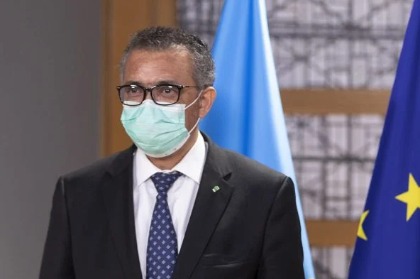 Diretor da OMS critica falta de acesso a dados da China sobre origem da pandemia