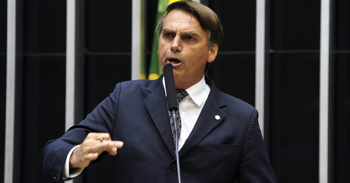 Bolsonaro critica lockdown e diz que servidores podem ficar sem salário