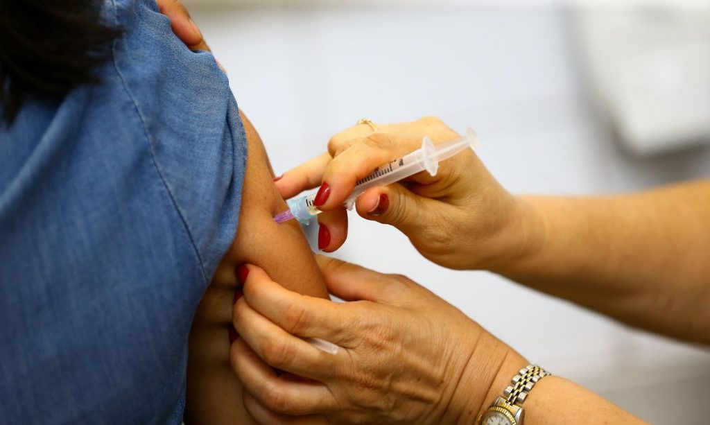 Recorde: Brasil supera própria marca e aplica 1.225.396 doses de vacina em 24h