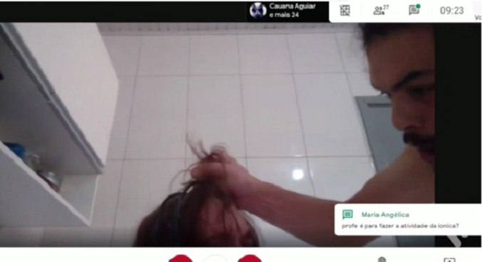 Padrasto agride garoto e câmera de aula virtual flagra violência