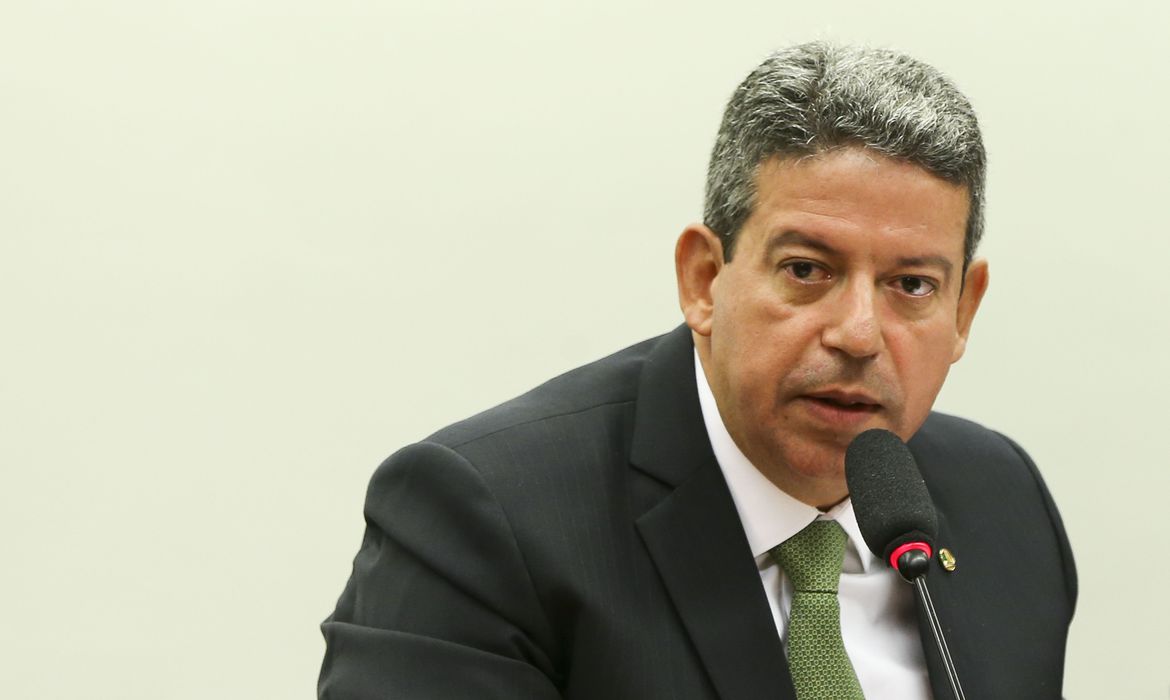 VÍDEO: Arthur Lira diz que Renan pagou amante com dinheiro de empreiteira