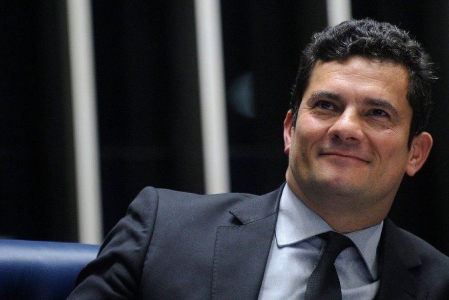 Moro é vacinado contra a covid-19 nos EUA