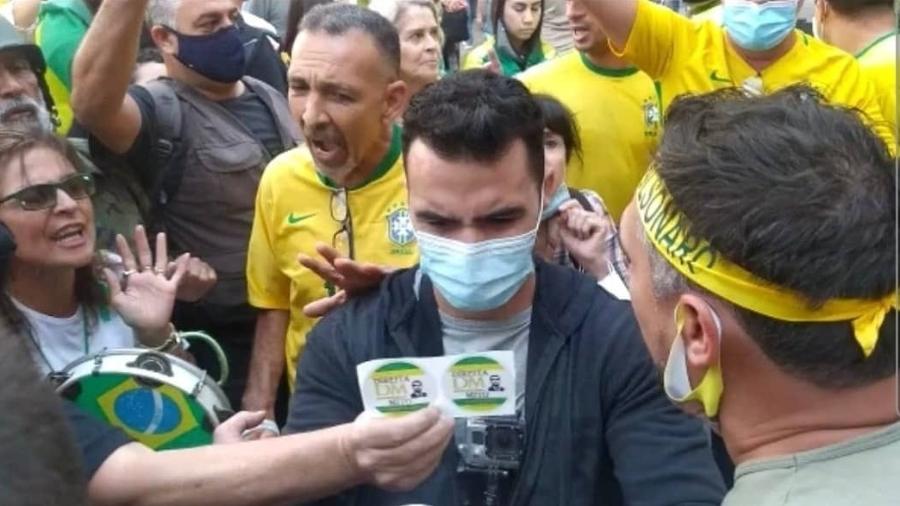 VÍDEO: Ex-apoiador, deputado é expulso de manifestação pró-Bolsonaro