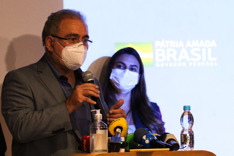 Ministério da Saúde deve desistir de recomendar cloroquina contra covid-19