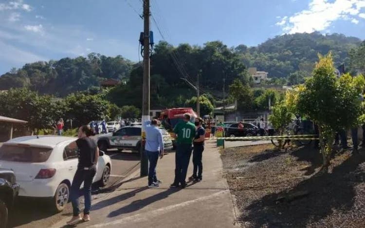 Veja quem são as vítimas fatais de ataque em creche; suspeito utilizou um facão
