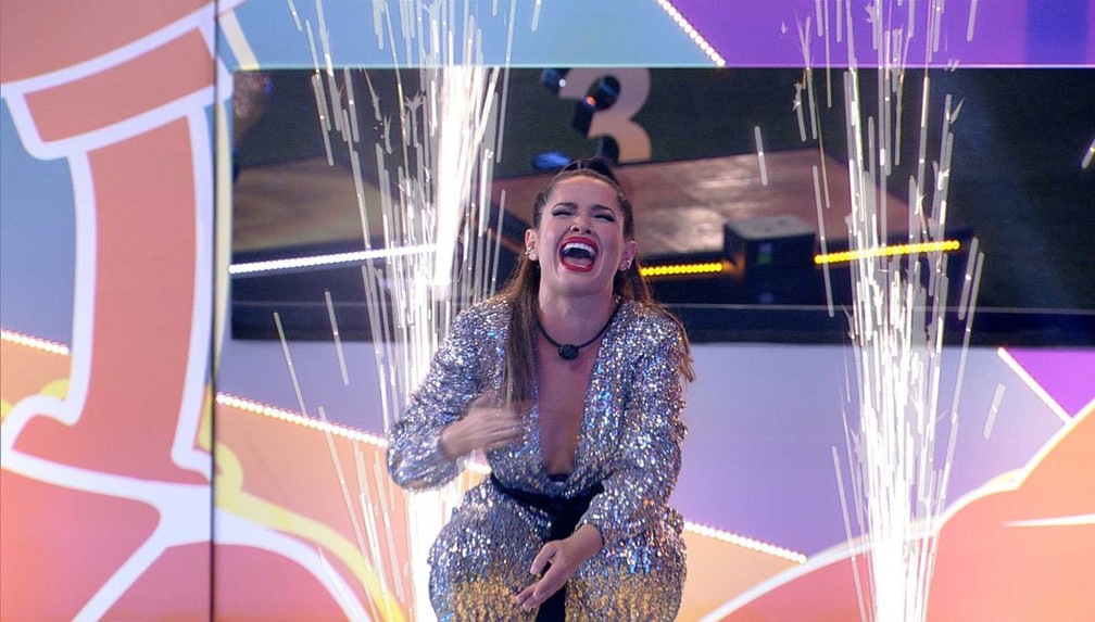 'BBB21': Juliette é a campeã do reality show com 90,15% dos votos