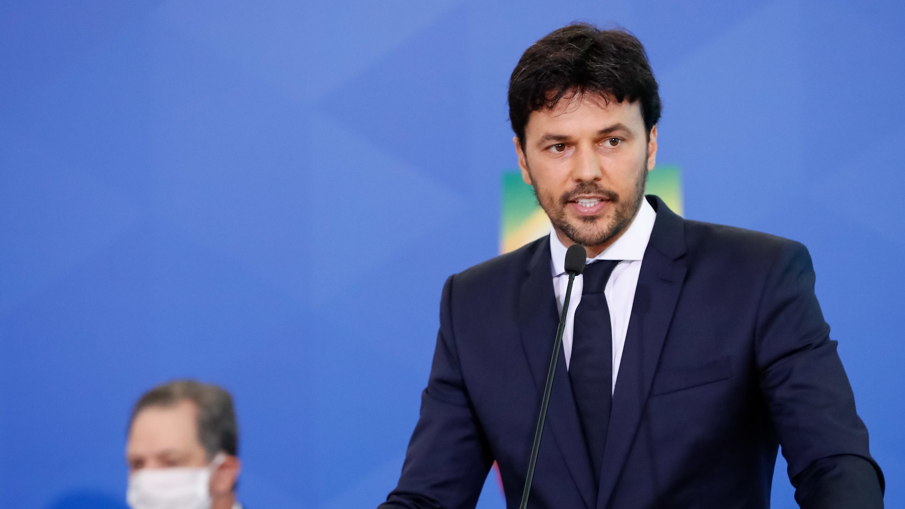 Ministro Fábio Faria promete 5G em todas as capitais até 2022