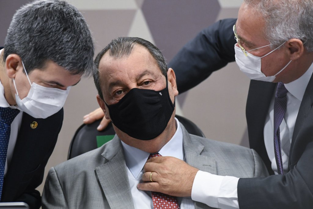 CPI da Covid aprova primeiro requerimento para investigar governadores
