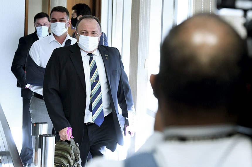 AO VIVO: CPI da Pandemia retoma depoimento de Pazuello; assista