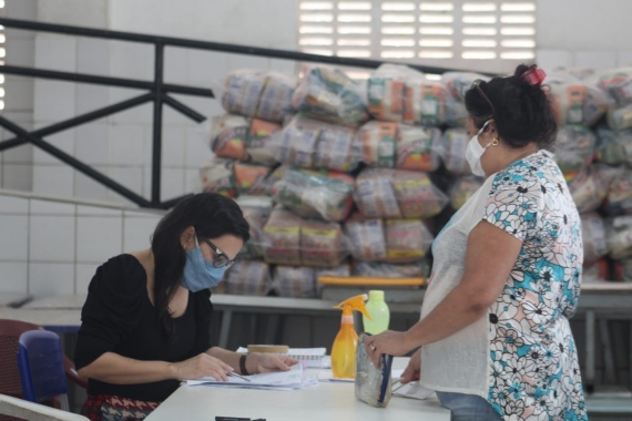 Prefeitura alcança 18.523 cestas da Merenda no Lar em seis dias de distribuição