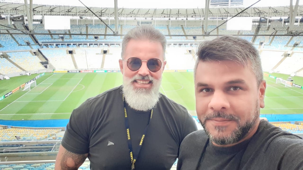 Jornalistas lançam livro de Crônicas "Almanaque da Redonda. Transmitindo e Resenhando"