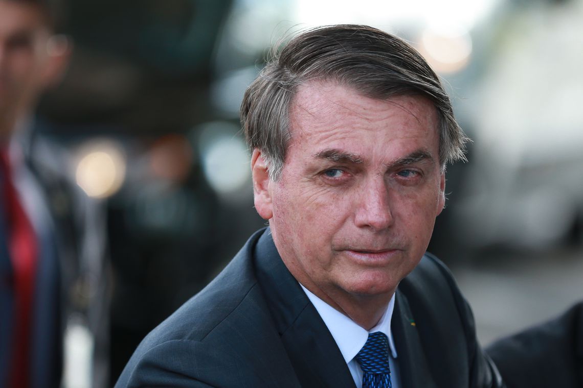 Bolsonaro culpa governadores por preço alto dos combustíveis