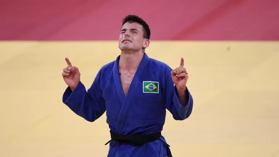 Brasil é bronze no judô e soma segunda medalha nas Olimpíadas