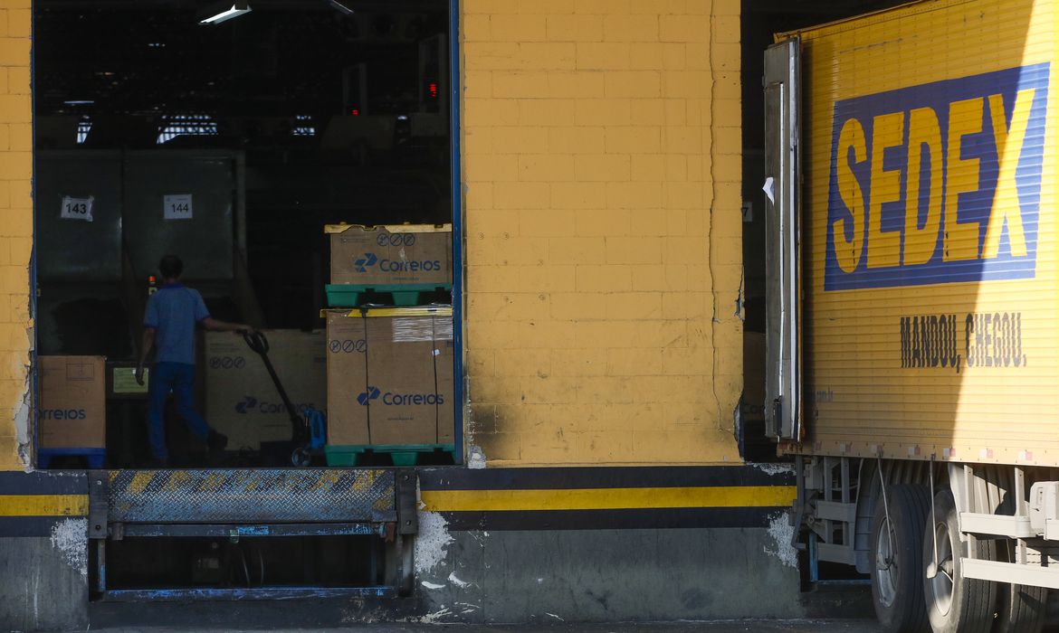 Privatização dos Correios: saiba como votaram os deputados do RN