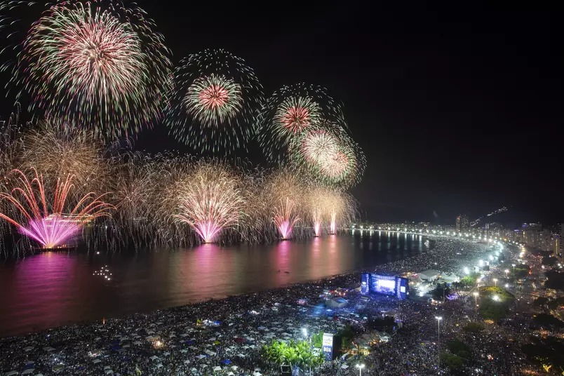 Rio de Janeiro anuncia Réveillon com 13 palcos pela cidade e fogos