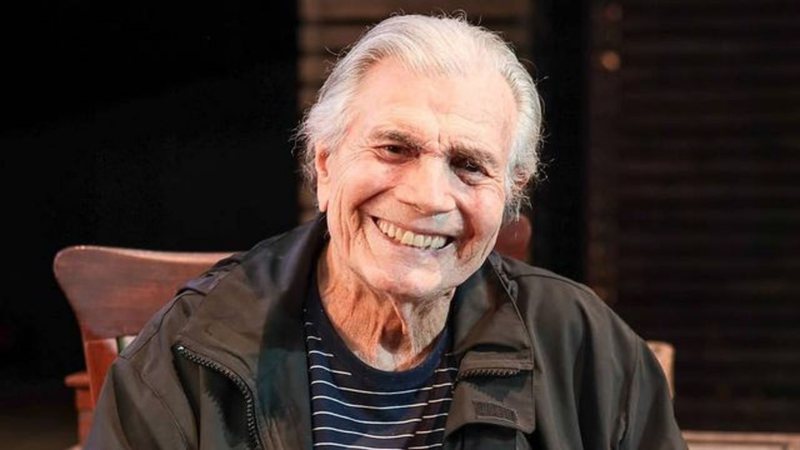 Aos 85 anos, ator consagrado é internado após ser diagnosticado com Covid-19