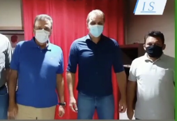 Após conversa com Fábio Faria, Carlos Eduardo elogia Lula e rejeita Bolsonaro