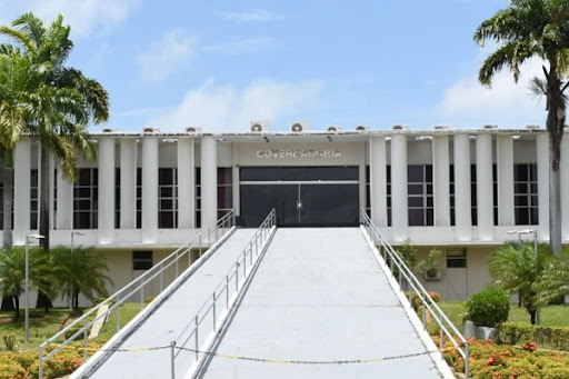 Governo Fátima recebe 1,3 bi a mais em comparação com 2020; recurso é suficiente para pagar atrasados