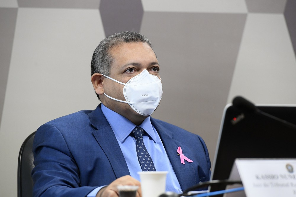 Ministro Nunes Marques, do STF, é diagnosticado com Covid-19