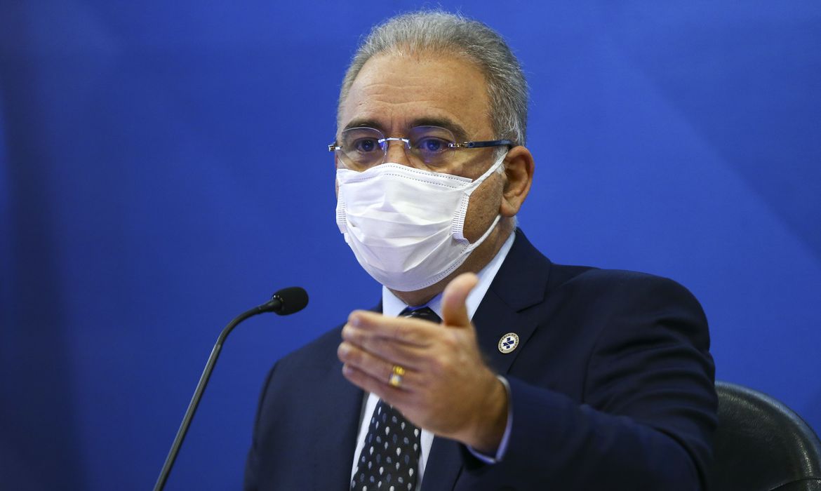 “Não pedi, nem vou pedir demissão”, diz Marcelo Queiroga