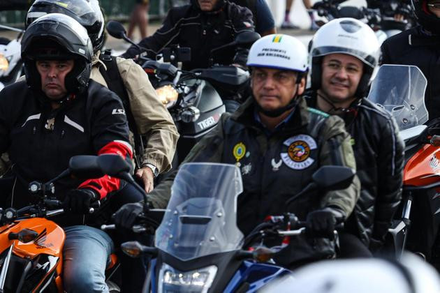 Bolsonaro convoca 10ª motociata do ano para sábado, em PE