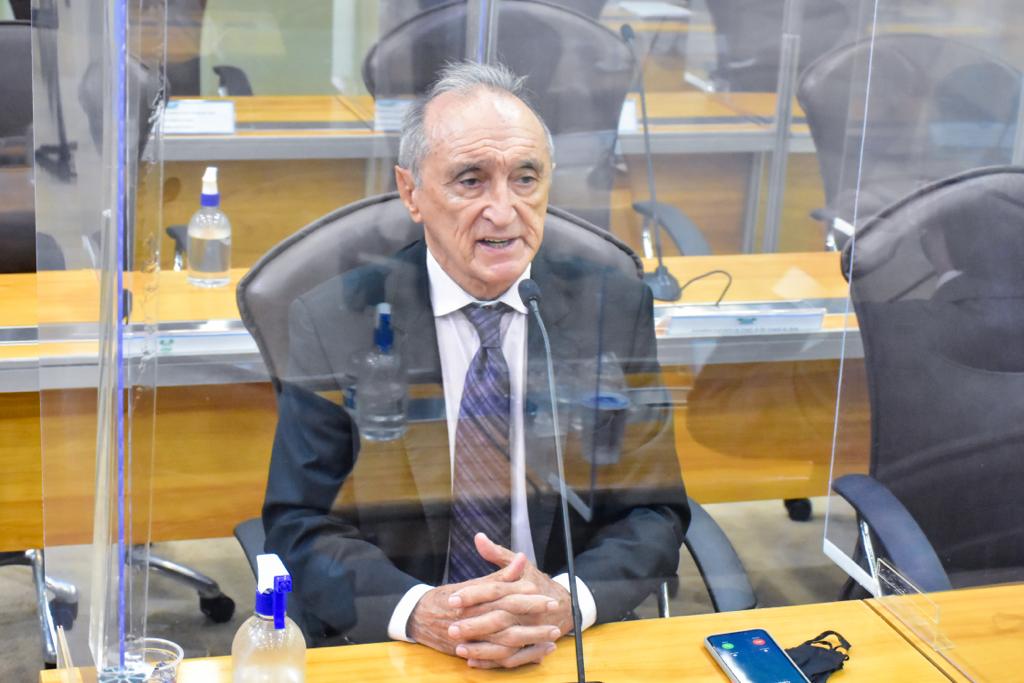 "Saúde está capenga e Governo do RN está na contramão da sociedade", diz deputado