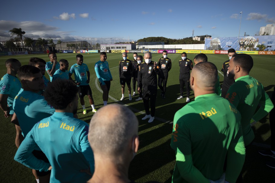 Seleção Brasileira é convocada para Data FIFA de outubro; veja lista de Tite