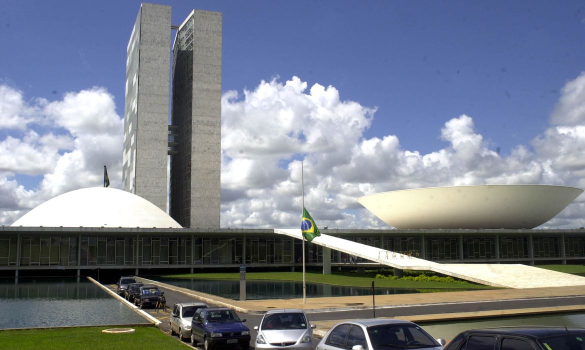 Prazo para parlamentares apresentarem emendas ao Orçamento começa nesta segunda-feira