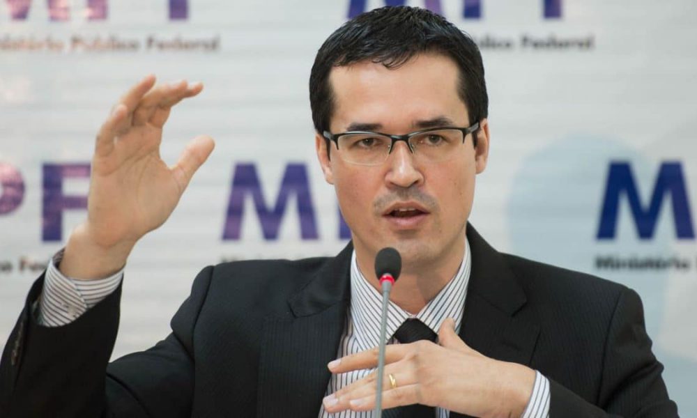 Deltan Dallagnol renuncia ao MP e deve entrar para a política