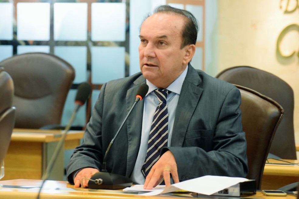 Nelter Queiroz pede prisão do Secretário Cipriano Maia
