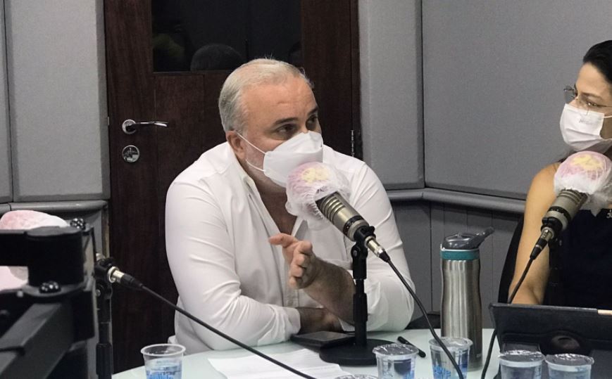 Jean Paul descarta abrir mão de reeleição no Senado para disputar outros cargos pelo PT