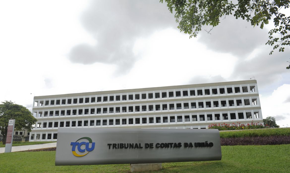 Ministro do TCU propõe que tribunal avalie se questões do Enem atendem a critérios técnicos