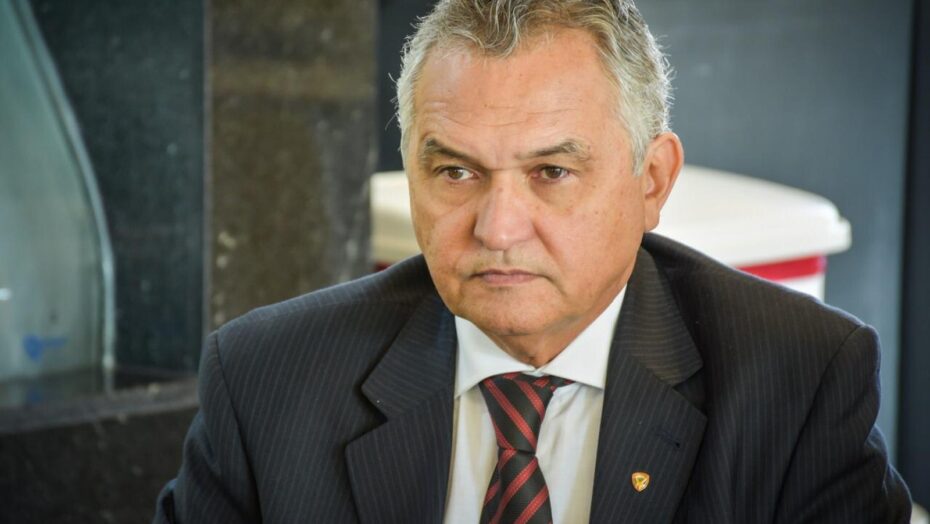 Ator da Globo sugere a Lula processar deputado do RN, que rebate: "subserviente"